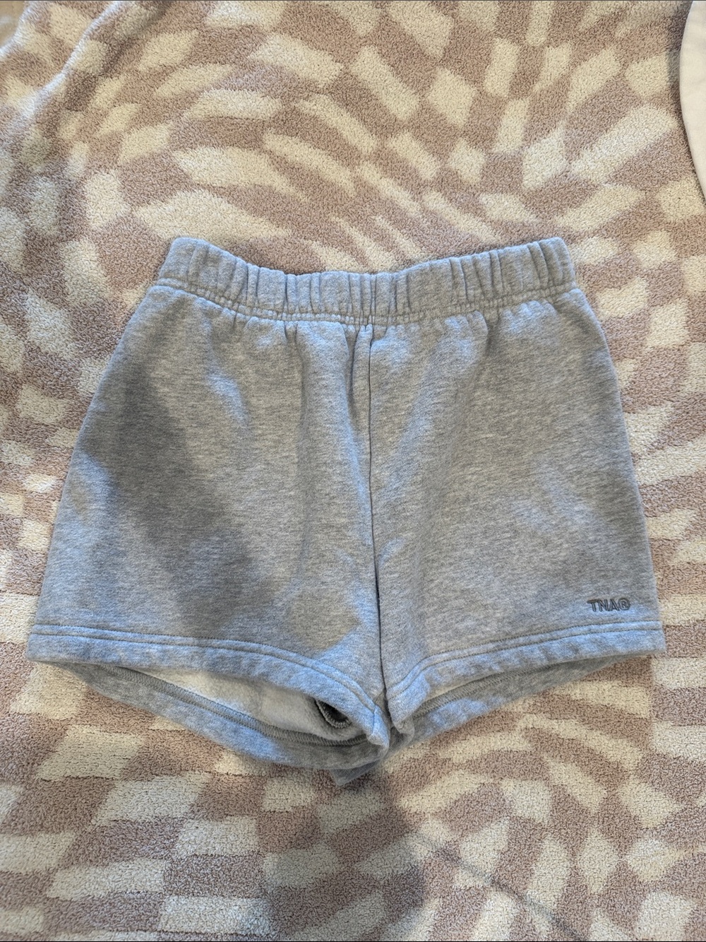 TNA Light Grey sweatfleece perfect fit sweat shorts